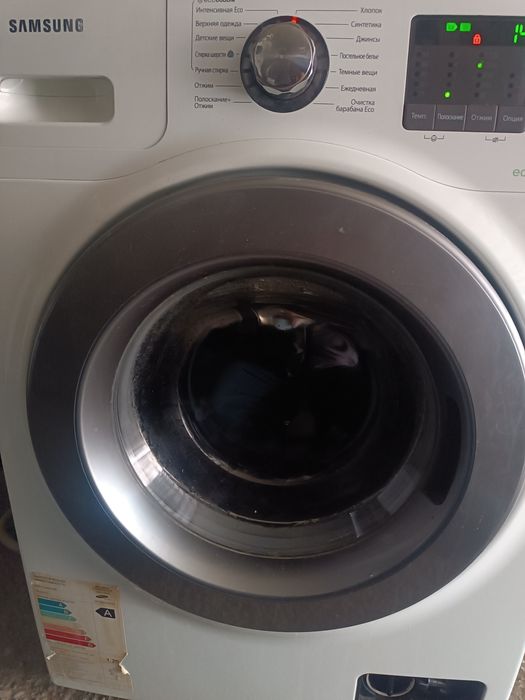 Продам стиральную машинку Самсунг на 8кг