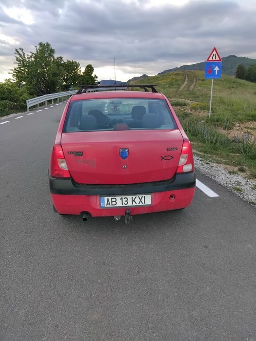 Vând Dacia logan 1.4 mpi