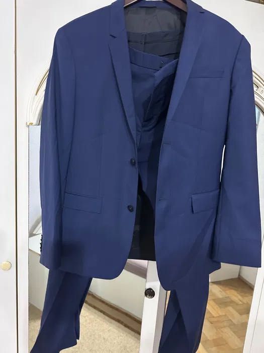 Costum Calvin Klein original marimea L