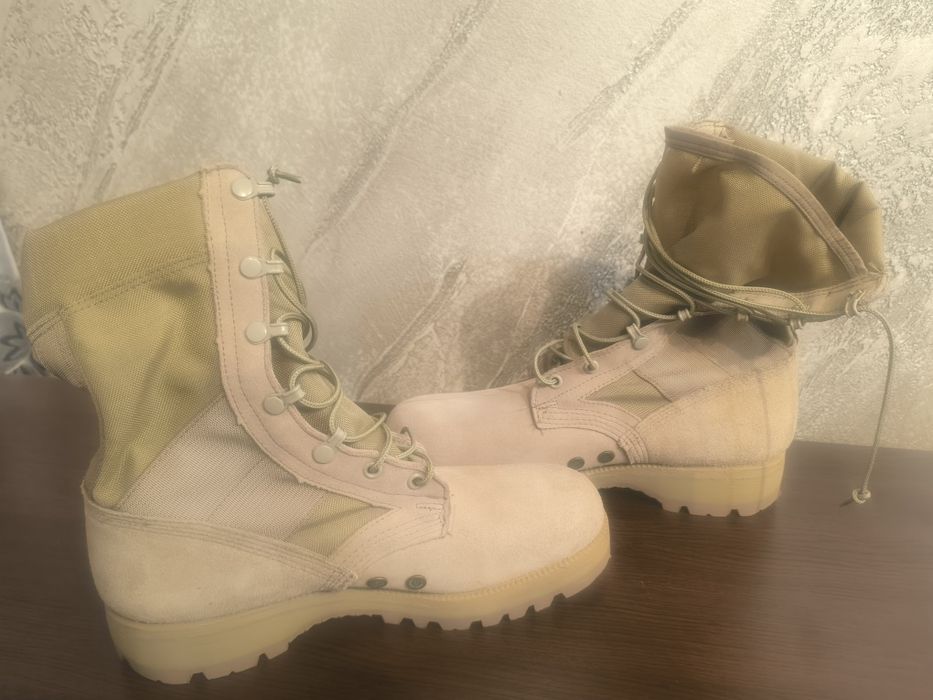 Bocanci militari deșert americani
