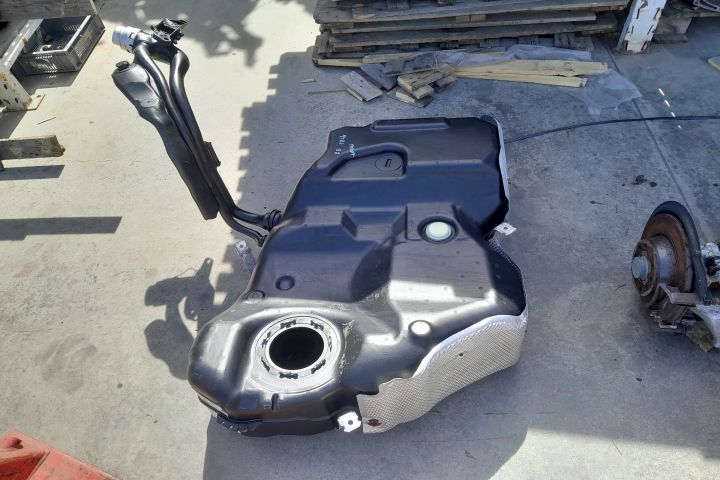 Rezervor combustibil 3AA201021BJ 3AA201021BJ Volkswagen VW Passat B7