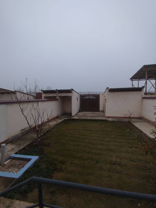 2 sotixli kotej 3xonadan iborat krediti yoq