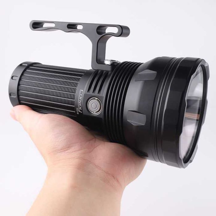 Convoy 3X21D cu led  SBT90.2, 7000LM - 1800m/ 3 acumulatori