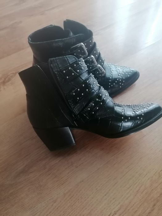 Botine ALDO, noi