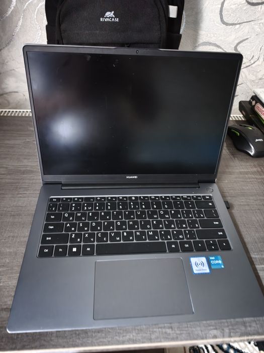 SOTILADI Huawei noutbuk | i3-1215U | 8GB | 256GB SSD | 12-avlod