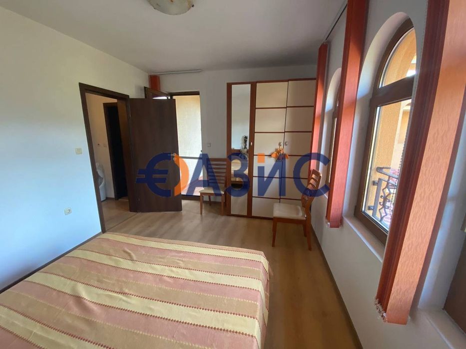 Продава се Двустаен апартамент в Свети Влас - 115 кв.м за 537 €/кв.м - Снимка #12