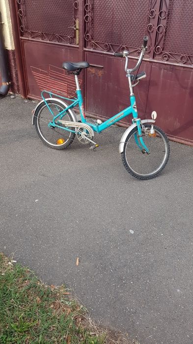 Vand bicicleta pliabila , 450 lei