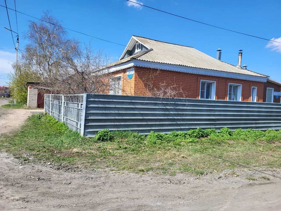 Продам дом с центральными коммуникациями ( район Океана )