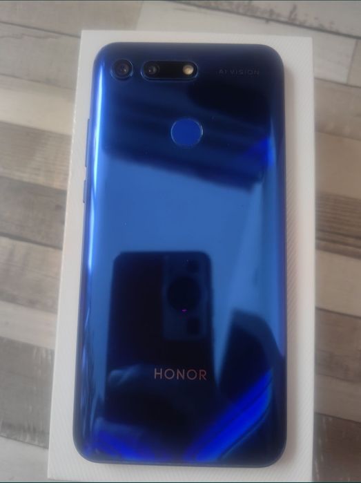Honor view 20 + подаръци