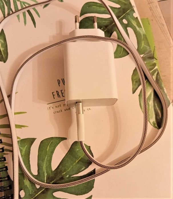 Самсунг А6 2018 года, зарядка, ТОРГ