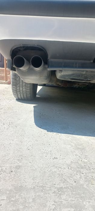 Bmw e34 525 sotiladi