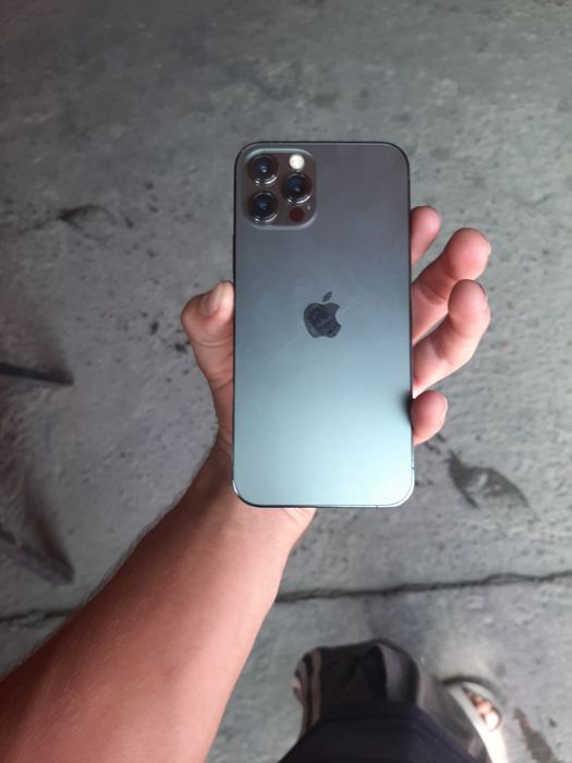 iPhone 12 pro 256 gb