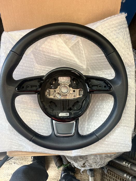 Volan audi ! Demontat dupa audi A3 8V .