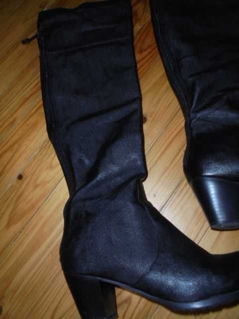 Черни дълги ботуши