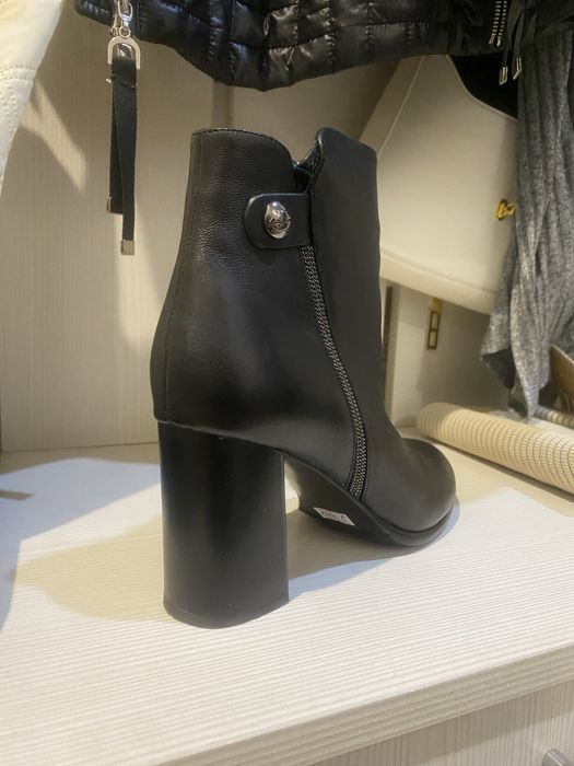 Сапожки демисезон кожа, 40 размер