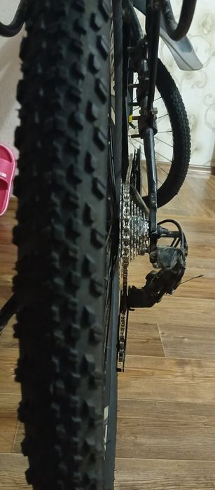 Trinx m1000 черно красный высокий