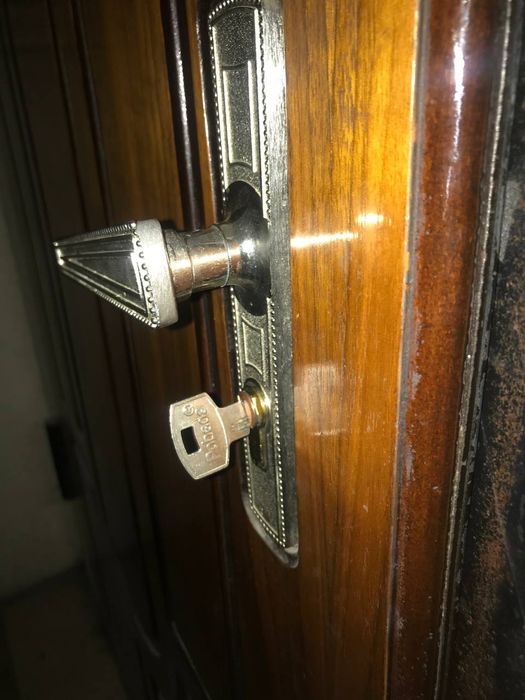 Замок очиш Установка замков вскрытие замков zamok ochish o‘rnatish