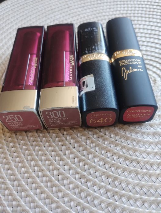 Различни гримове