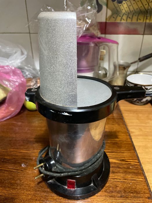 Гейзерная кофеварка