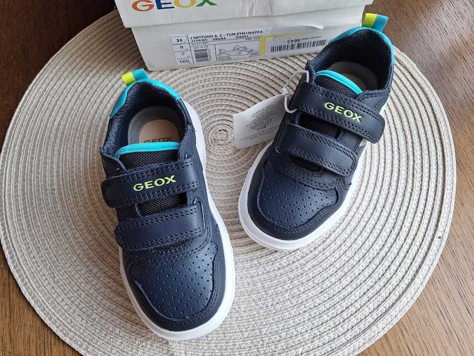 Обувки, чисто нови - Geox и Superfit - н. 24