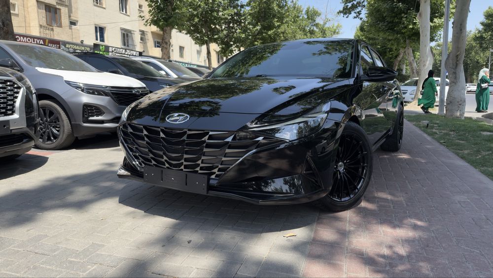 Hyundai Elantra 2021