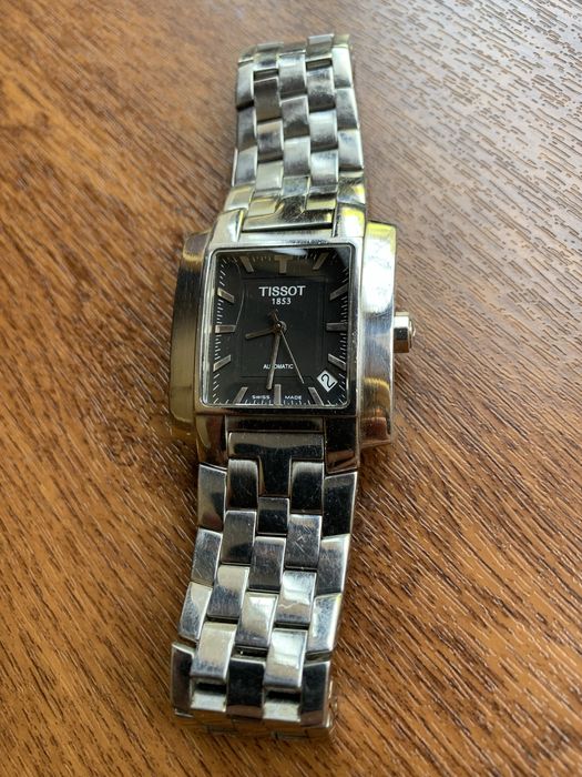 Продам швейцарские оригинальные часы