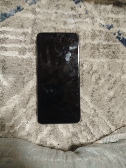 Redmi 9T xolati órtacha ishlab turgan telefon aybi atpechatka yo