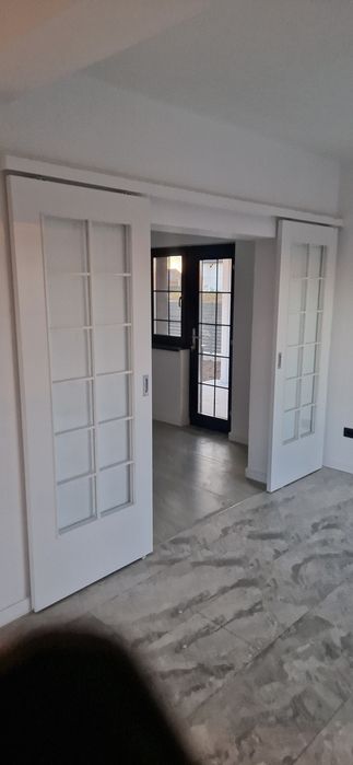 Montaj usi de interior, de garaj,tamplarie termoizolanta.