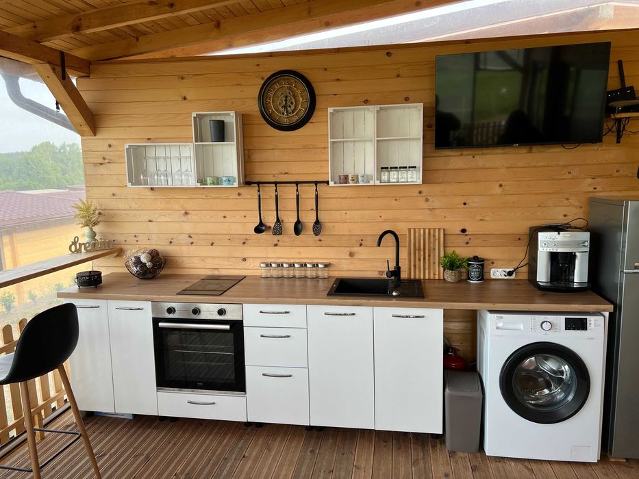 Бунгала Friends, на море в Арапя