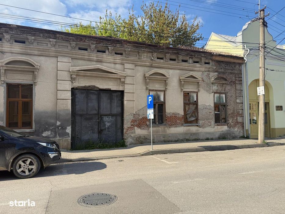 Casa istorica Alba Iulia - 1.040 mp teren (licitatie insolventa)