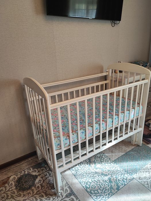 Детская кроватка маятник, б/у