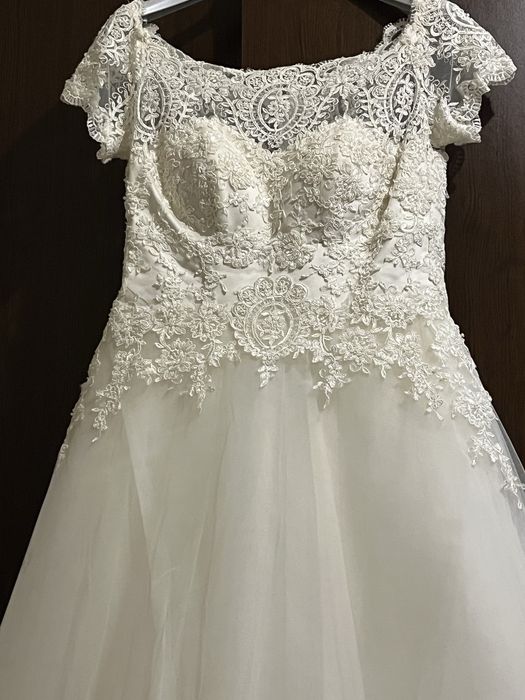 Donez!!!Rochie de mireasa!!