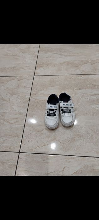 Adidași originali Nr 23