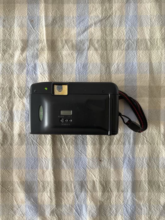 Пленочный  фотоаппарат