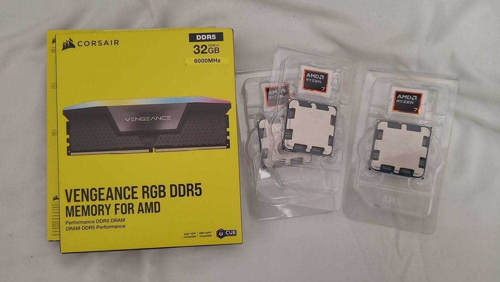 Kit procesor Ryzen 7 9800X3D + corsair rgb 32 gb ddr5 la 6000 cl 36