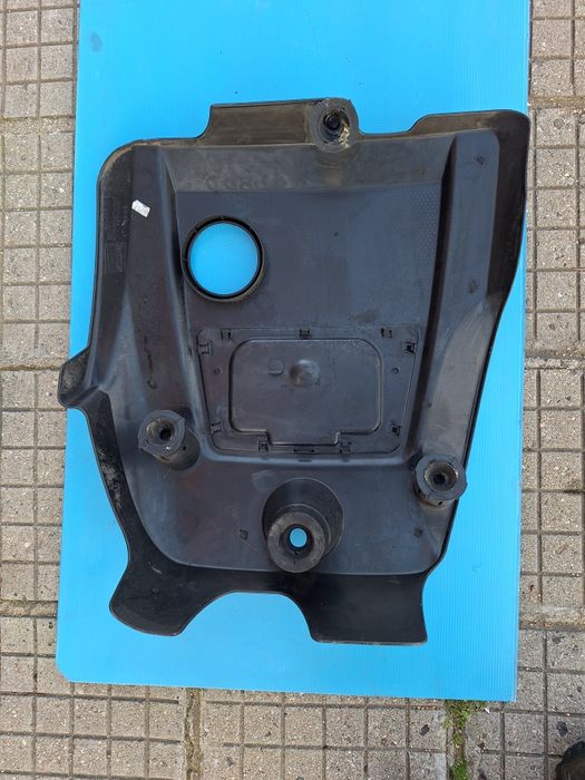 Golf 4 Bora капак за  двигател 1.9 TDI помпа дюза супер здрава