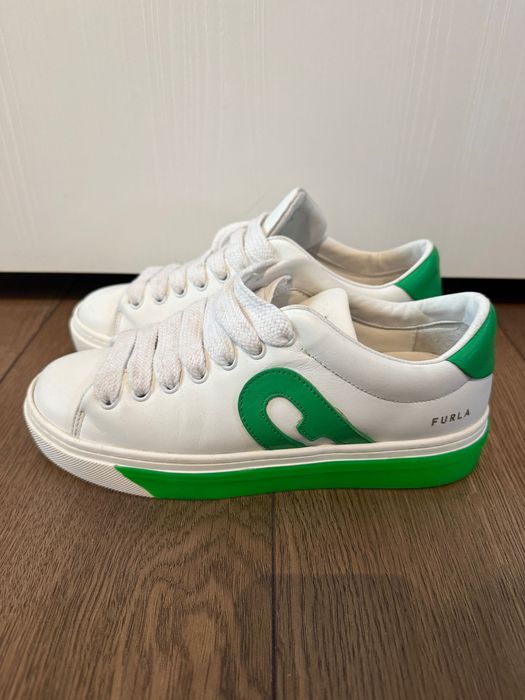 Маратонки Furla със зелени елементи