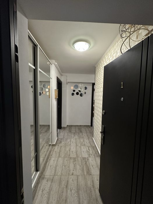 De inchiriat ap 2 camere decomandat