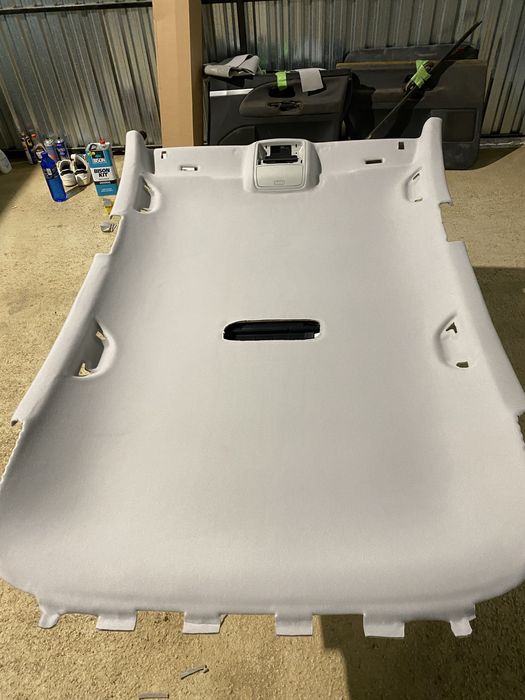 Retapițare plafoane auto