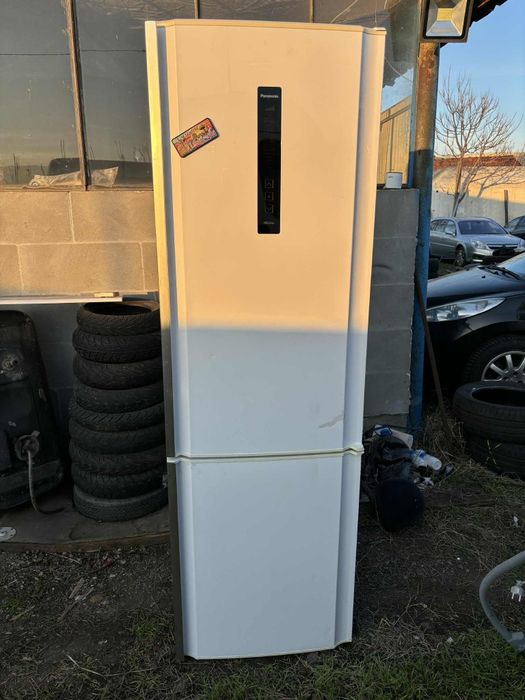 Хладилник панасоник