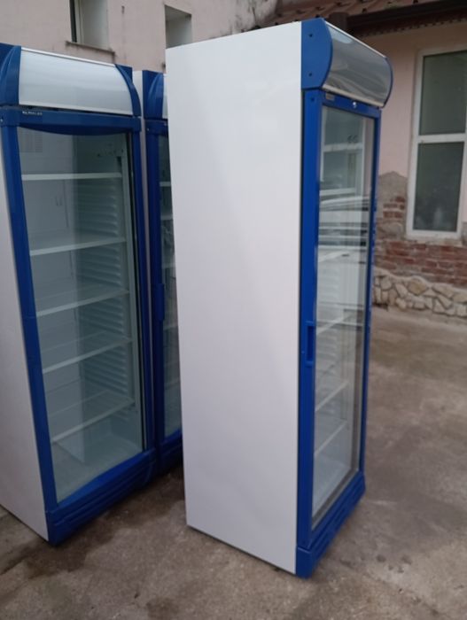 Вертикална плюсова хладилна витрина за бира, вода, безалкохолни напитки и други с 12 месеца гаранция!
