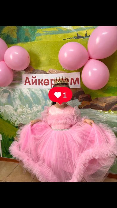 Детское платье одевала 1 раз в садик ,размер 36