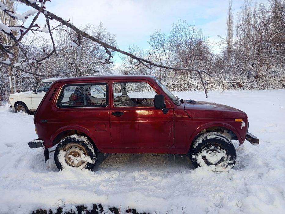 Ваз2121 сотилади