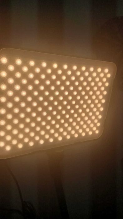 Trepied Cu Lampă Led Nouă Pentru Fotografii Model XK-P200