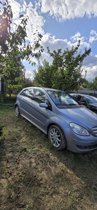 Dezmembrări multimarcă Audi VW BMW Kia Ford Mercedes Renault etc