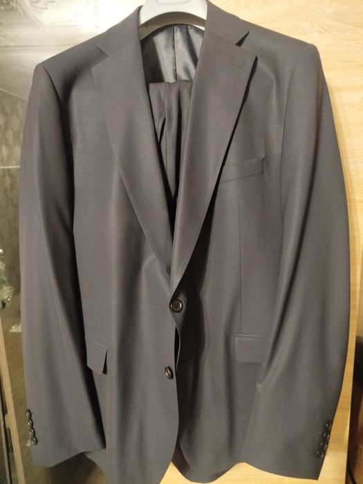Костюм мужской 54 размер