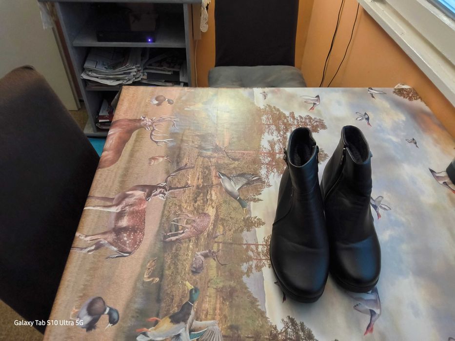 Дамски кожени ботуши 37 номер !!!