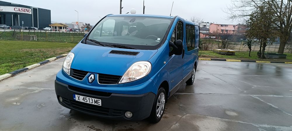 Рено Трафик 2000 ДСИ 2012година