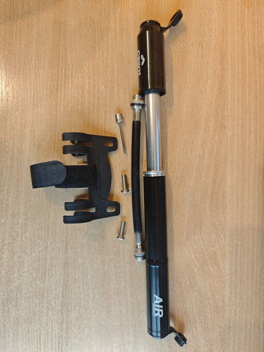 Помпа за велосипедни гуми Crivit