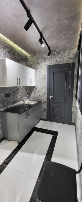 Аренда офис Госпитальный рынок 95м2